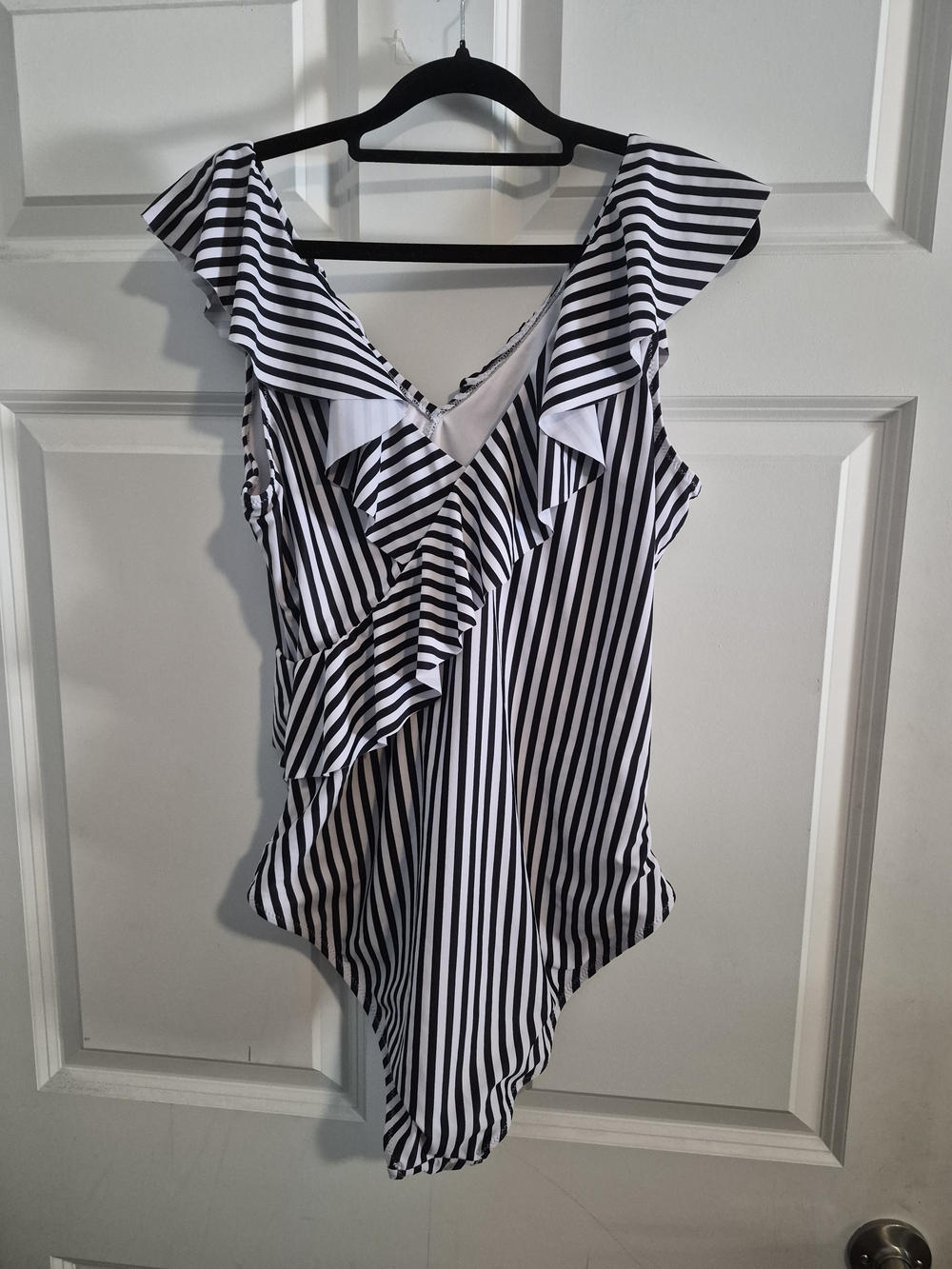 Blooming Jelly Black White Stripe Ruffle One Piece Swimsuit XL
